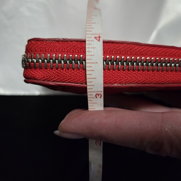 Red Crocodile Genuine Women's Wallet - Picture 9 of 10